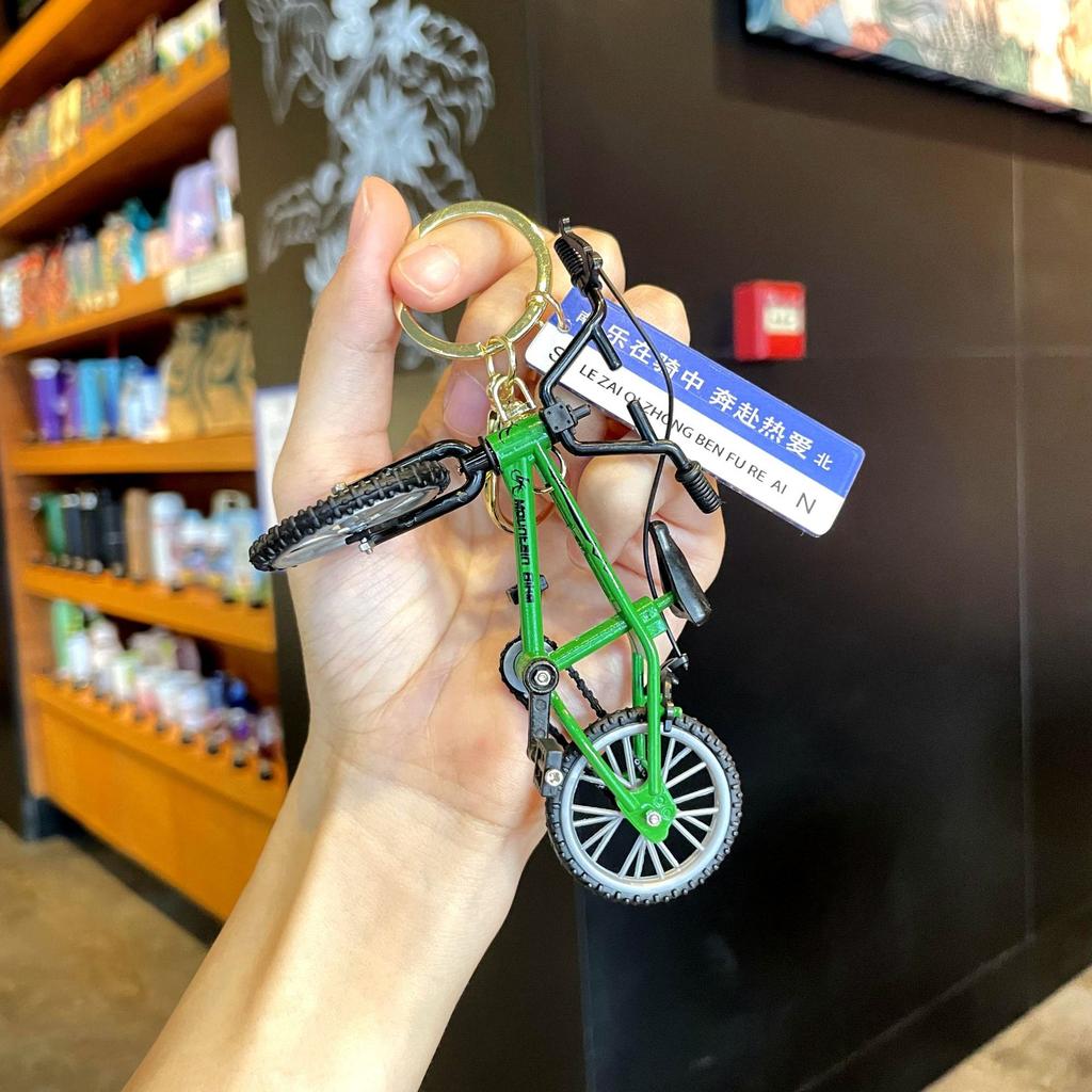 Creative Mini Bike Keychain Exquisite Mountain Bike Key Chain Couple Bag Pendant Gift