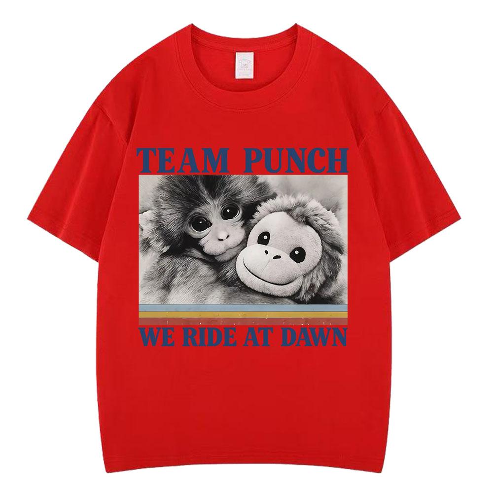 Monkey Punch Baby Monkey Holding Plush Funny Meme Tshirt Men Women Harajuku High Quality Cotton T Shirts Vintage T Shirts Tops S