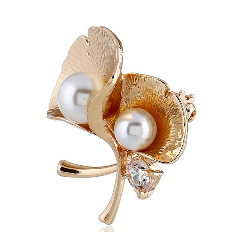 Pearl Ginkgo Leaf Brooches Fashion Jewelry Gift for Female Retro Ancient Gold Plant Clothes Accessories