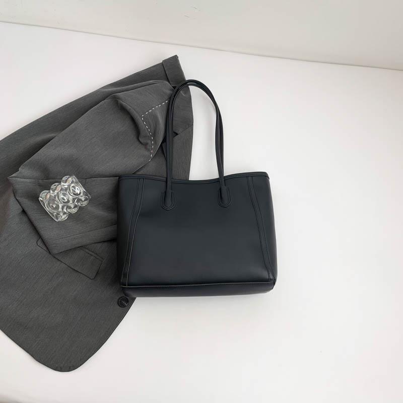 Retro large-capacity bag women's bag 2025 autumn new trendy versatile tote bag large-capacity shoulder commuter bag