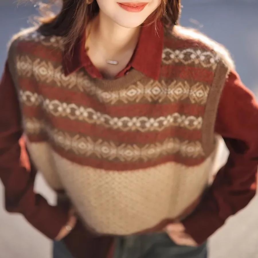 

Модный жилет женский осенне-зимний вязаный жилет с цветными блоками свитер женственный темперамент L бордовый