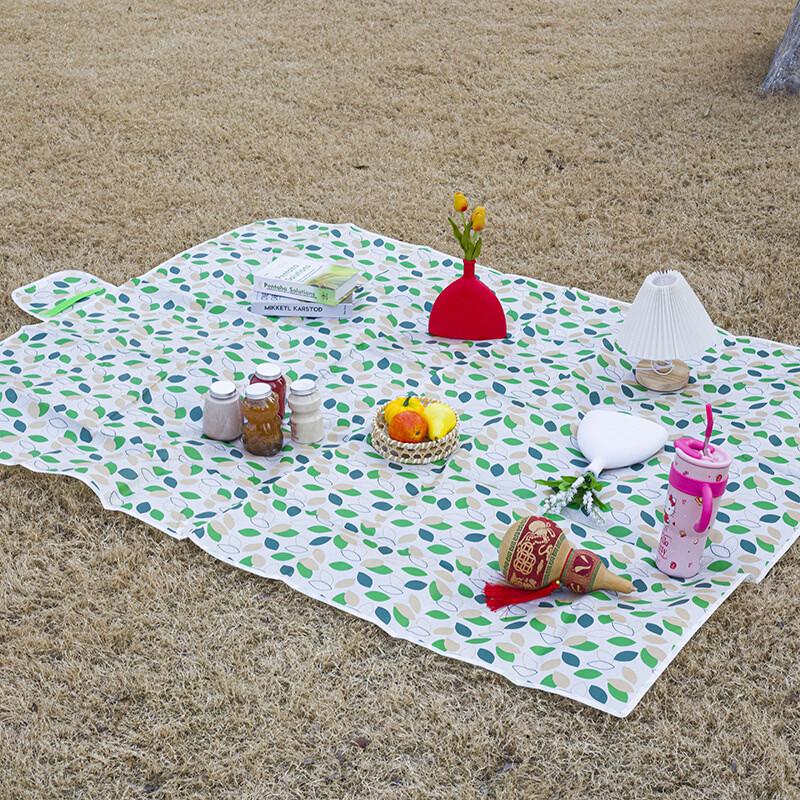 ZISIZ Outdoor Picnic Blanket