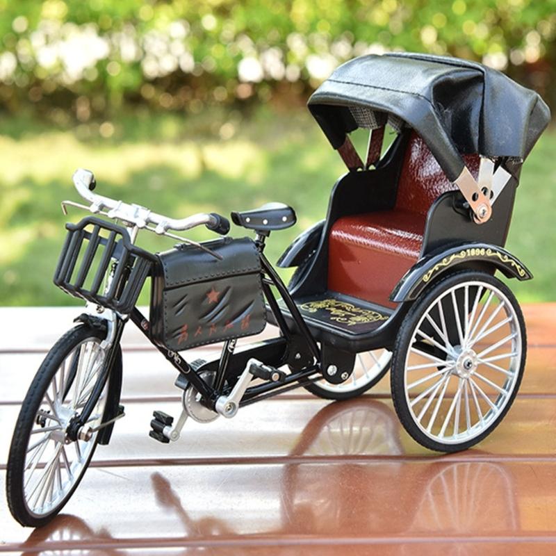 Historical Accuracy Metal Jinrikisha Collectible Toy Vintage Rickshaw Tricycle Model Desk Decoration Movie Ornament