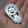 Fingertip Gyroscope, Linked Bicycle Chain Gyroscope Design, 2-gear Rotating Finger Game Durable Mechanics and Smooth Bearings, Decompression Toy