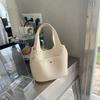 Geantă de mână coreeană Ins New Bag pentru legume, geantă de mână simplă și la modă, din piele moale, texturată, crossbody, geantă cu găleată pentru femei