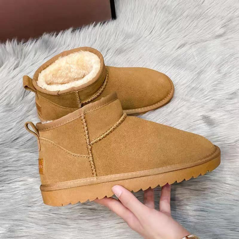 Snow Boots Women's New Winter Fur Integrated Fleece Thickened Warm Snow Cotton Shoes Short Boots