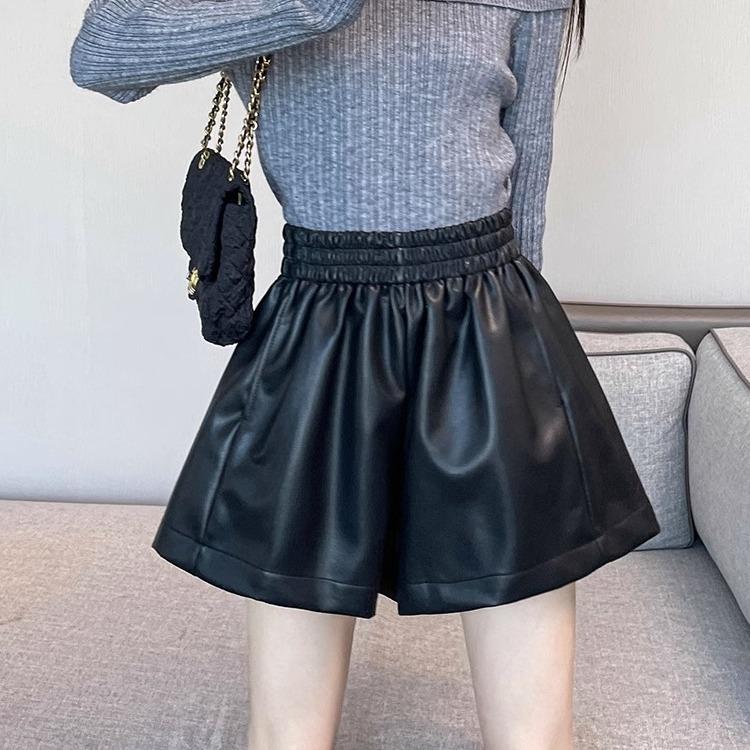 

Women s Winter Black PU Leather High-Waisted A-Line Slimming Wide-Leg Shorts for Petite Casual Bootcut Style 2XL абрикосовий