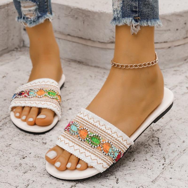 

Large size summer new casual open-toed beach square heel women s cool slippers versatile low-heeled women s shoes 43