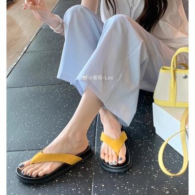 Grape Mother with the Same Summer Bi-prepared Round Head Casual Versatile Foot Flip-flops Minimalist Wind Beach Vacation Flat Bottom Mop