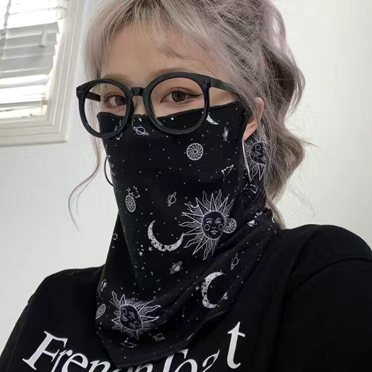 Paisley UV Protection Face Mask and Neck Guard for Men & Women - Perfect for Spring, Summer Cycling & Driving