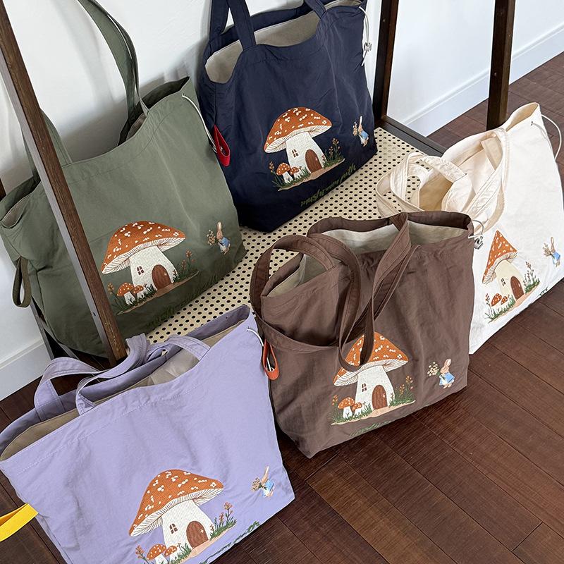 Cute Embroidery Drawstring Shoulder Bags for Women Large Capacity Versatile Ladies Tote Portable Student Girls Shopping Bag