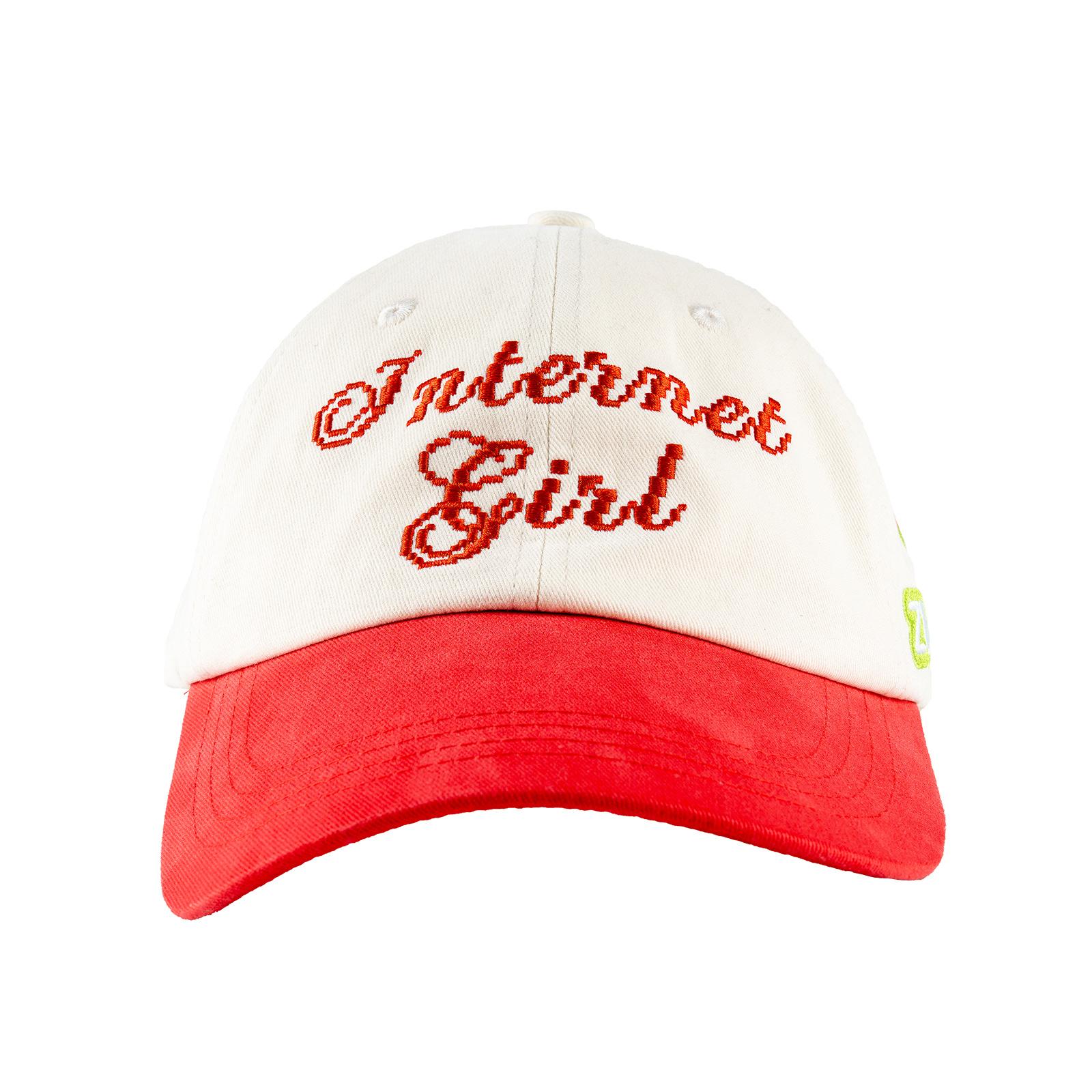 

Girl Group Official Merchandise: Fashionable Embroidered Hats one size червоний