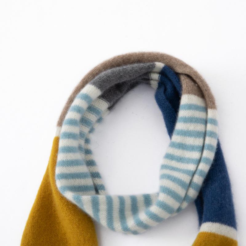 Women's Korean Style Cashmere Scarf - Contrasting Colors, Pure, Warm, and Versatile for Autumn/Winter