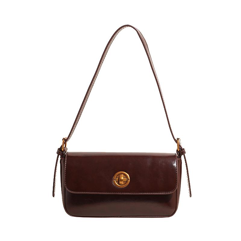 

Premium texture oil wax leather bag women s 2025 winter new niche retro flow shoulder bag fashion oblique straddle women s bag