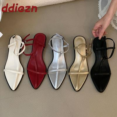 Mode Luxus Damenmode T-Riemen Damen Niedriger Absatz Sandalen Schuhe Sommer Spitzzehe Damen Runder Absatz Sandalen Schuhe