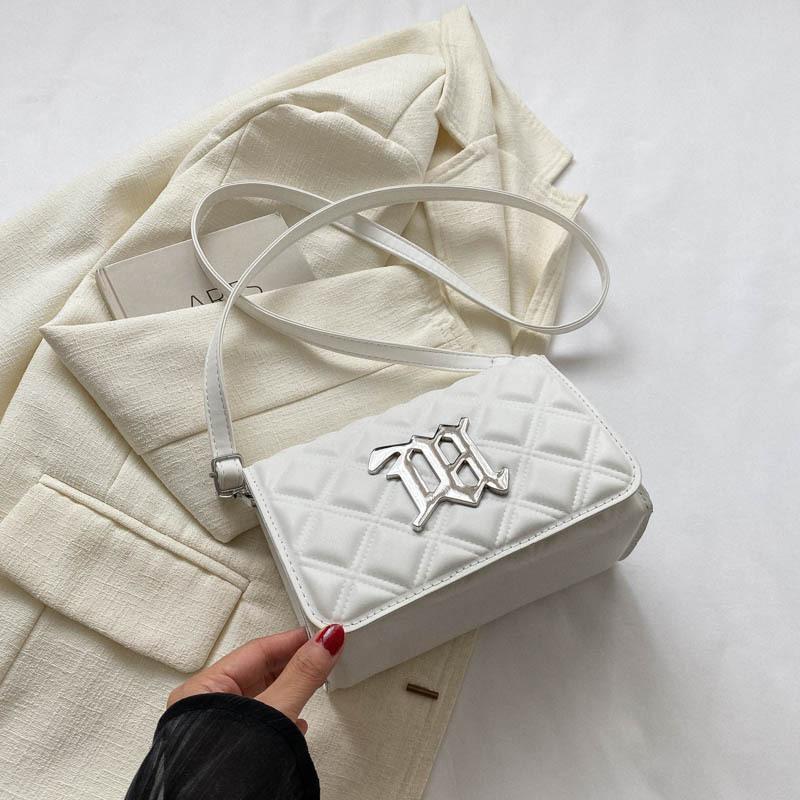 Small square bag rhombus embroidery thread temperament simple small bag women's 2025 early spring new versatile ins shoulder messenger bag