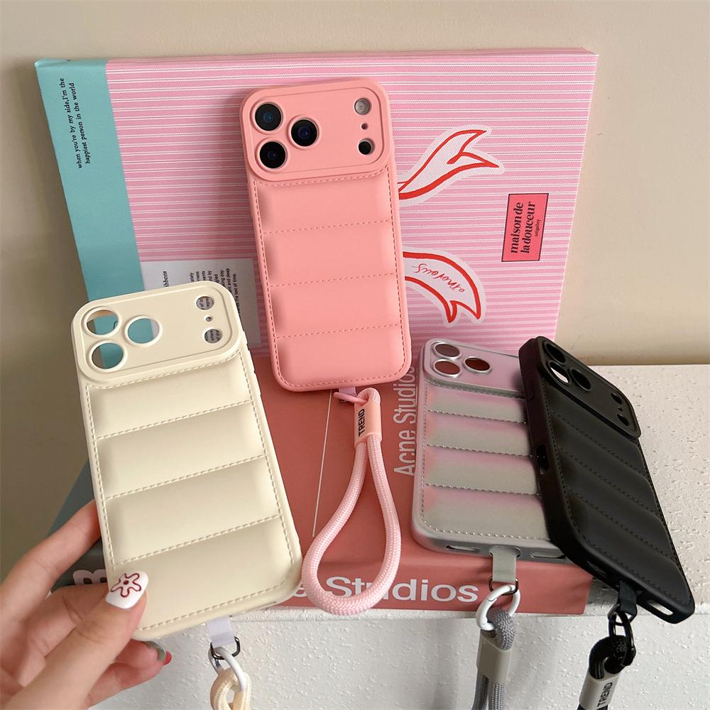 Funda de Silicona para Chaqueta de Plumas Suave Para iPhone 17 16 15 14 13 12 11 Pro Max Plus Air Antigolpes Protección de Cámara Funda con Correa de Muñeca