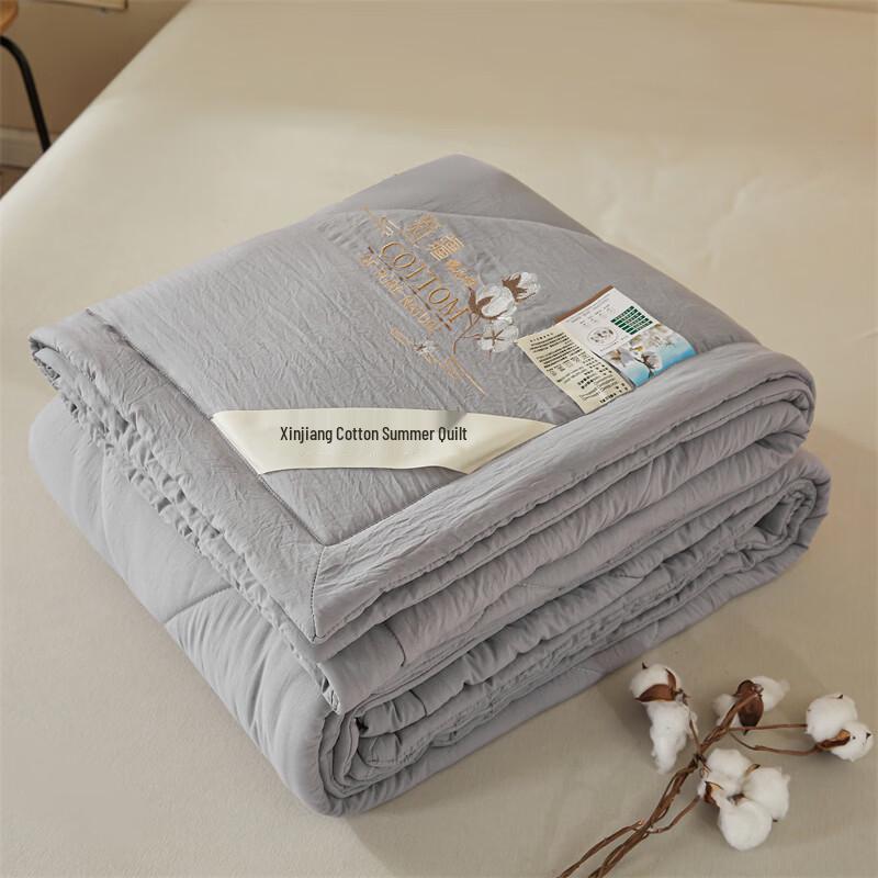 Southern Life Washed Cotton Embroidered Summer Quilt