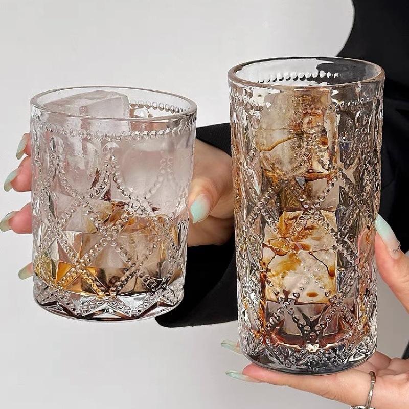 Glasbecher mit Gittermuster Hausgemachte geprägte Wassergläser Whisky- Weingläser Saftbecher Kaltgetränkebecher Weingläser Weihnachtsgeschenk