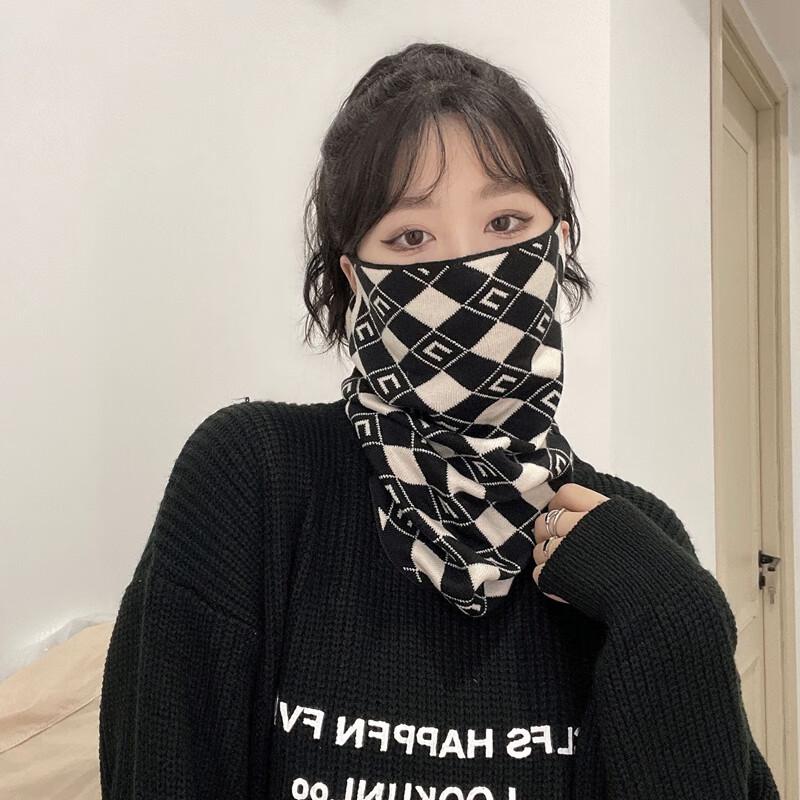 

Versatile Cycling Warm Ear-Hook Face Mask