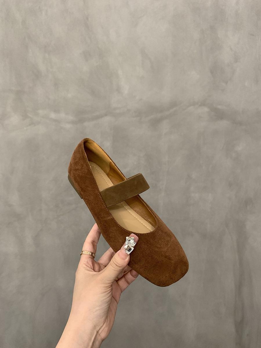 

Маленькие красные туфли-лодочки в стиле ретро на плоской подошве, туфли-феи, новые летние балетки 2024 года с юбкой, туфли Мэри Джейн 35 темно-коричневого