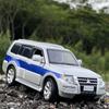 1/32 Mitsubishis PAJERO SUV Alloy Car Model Diecasts Metal Toy Off-road Vehicles Car Model Collectible Simulation Childrens Gift
