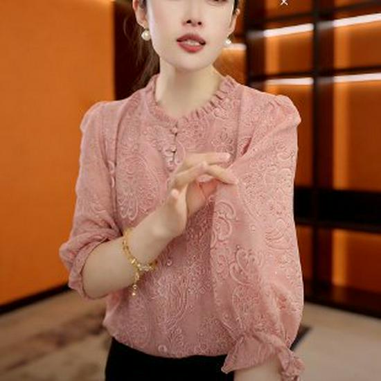 

Stylish Long-Sleeve Top for Mothers: Spring T-Shirt for Middle-Aged & Elderly Women, Perfect Base Layer for Spring & Autumn. 3XL