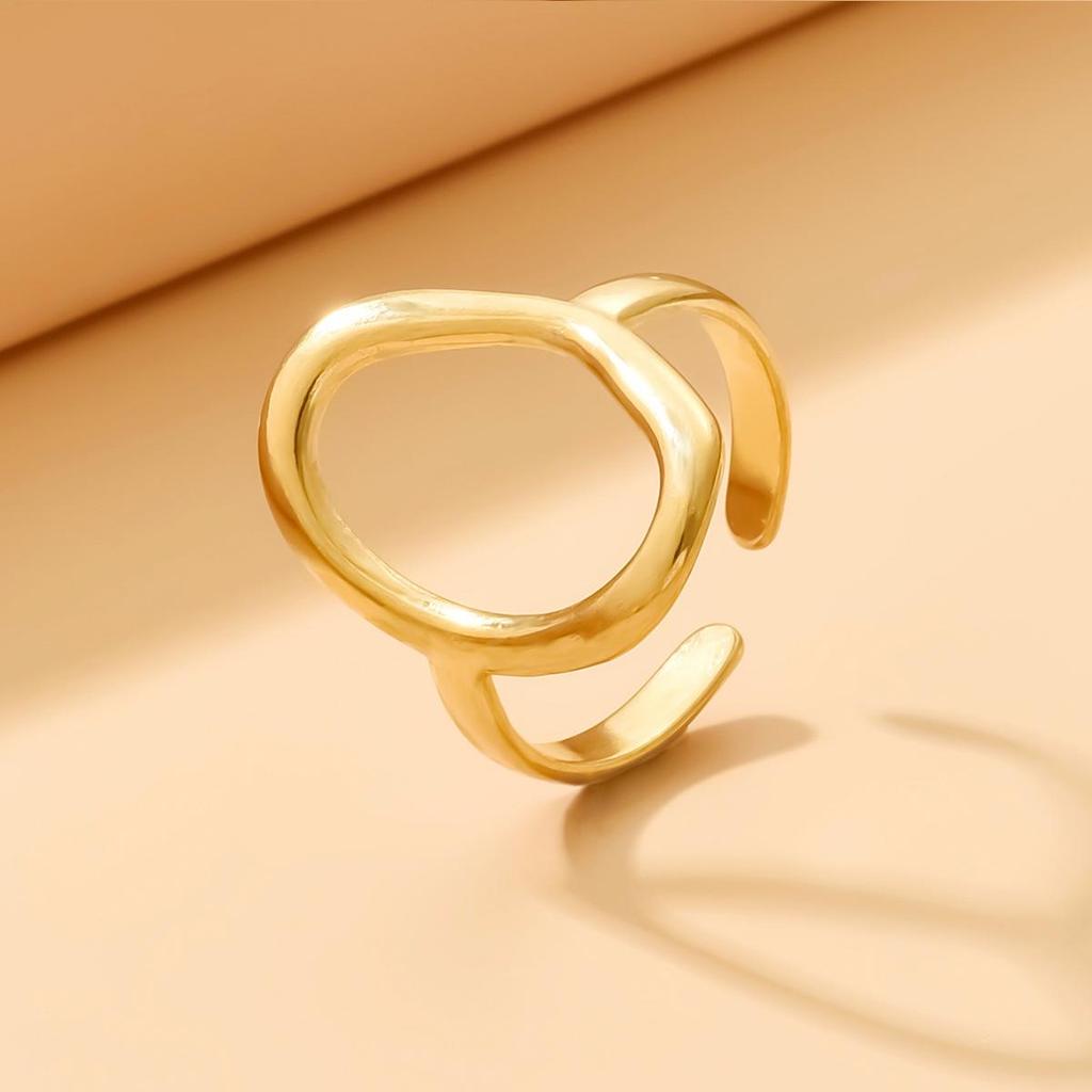 Women's Open Baroque Oval Geometric Ring In Stainless Steel