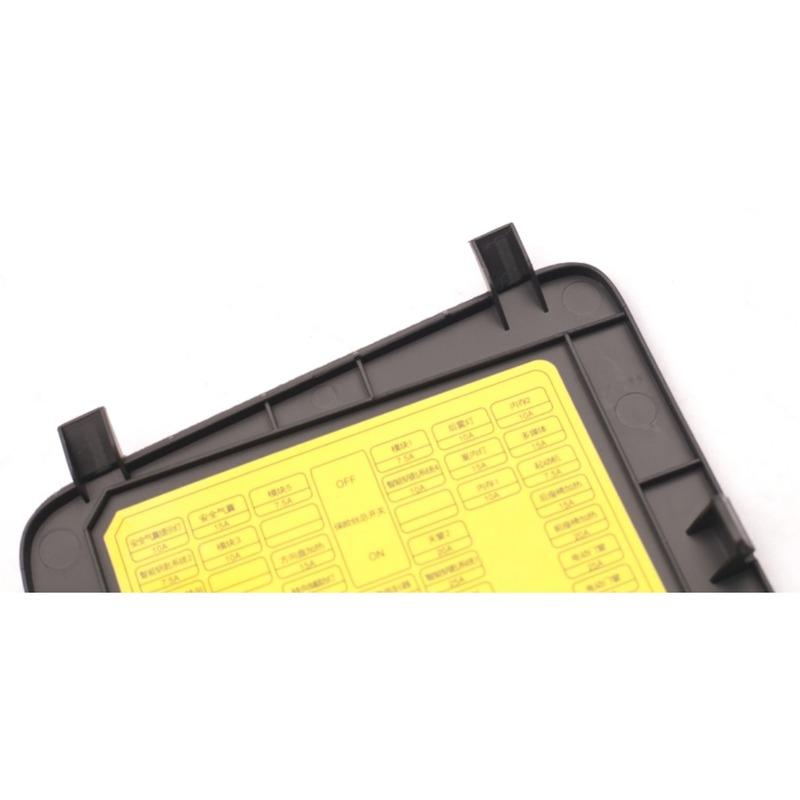 84753-2W100 Cab Fuse Box Cover Center Console Fuse Cover OBD Diagnostic Interface Cover for Hyundai Santafe 2013-2016 847532W100