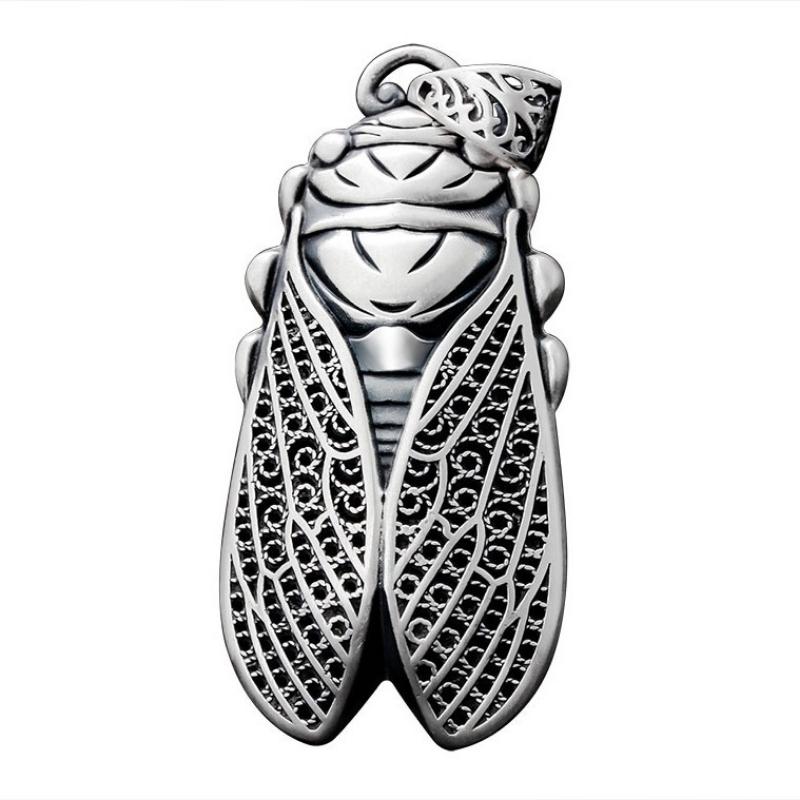 Cicada Pendant, Vintage Necklace, Pendant, Made a Stunning Debut for Both Men and Women