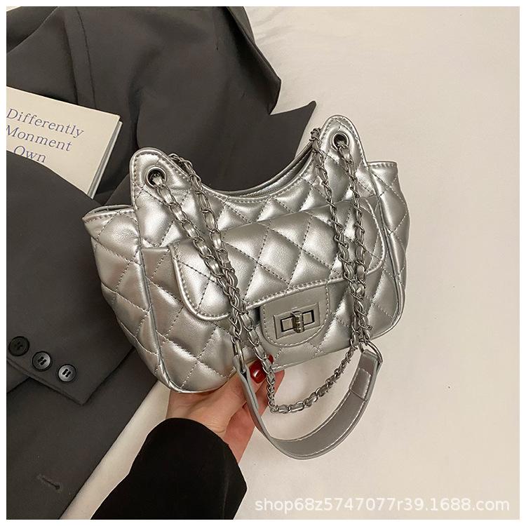 Small bag women's design sense niche 2025 new trendy fashion shoulder messenger bag summer versatile diamond chain bag