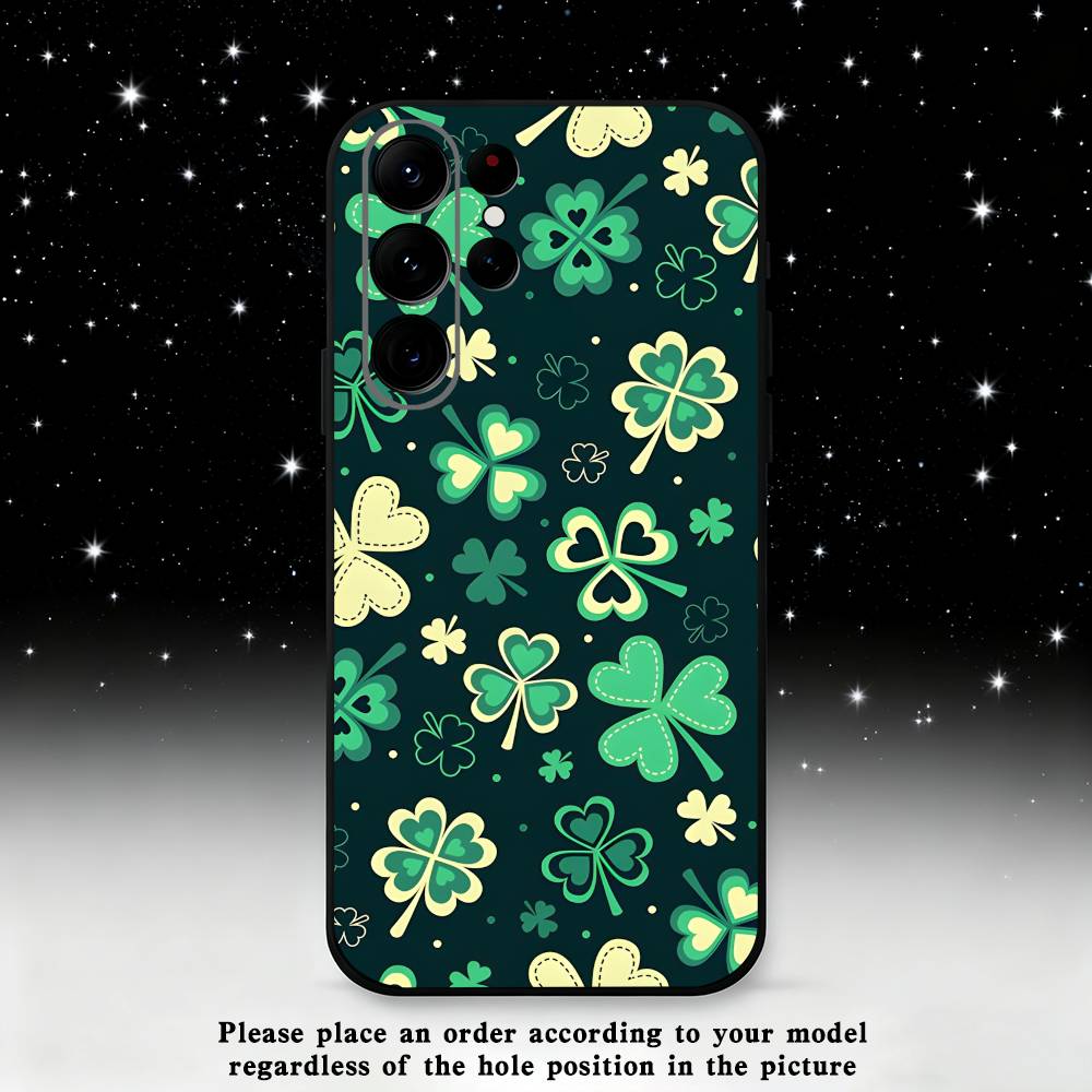 Lucky Four Leaf Clover Phone Case For Samsung S25,S24 Ultra,S20,S30 plus,S22 plus,S23,S30 Ultra 5G Silicone Black Shell