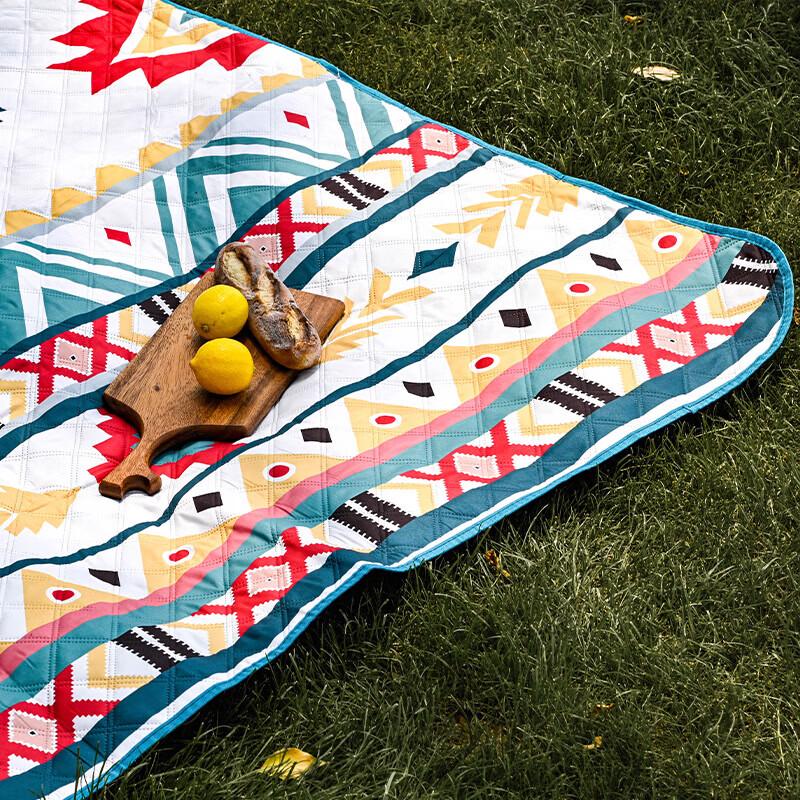 Portable Retro Outdoor Picnic Mat