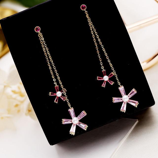 

Милые милые серьги с цветами, свежие зеленые кристаллы и жемчужные цветы, серьги-подвески, женские модные дизайнерские украшения розовый