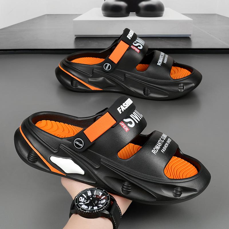 Two thick-soled cool slippers, new soft-soled one-word slippers, beach sandals.