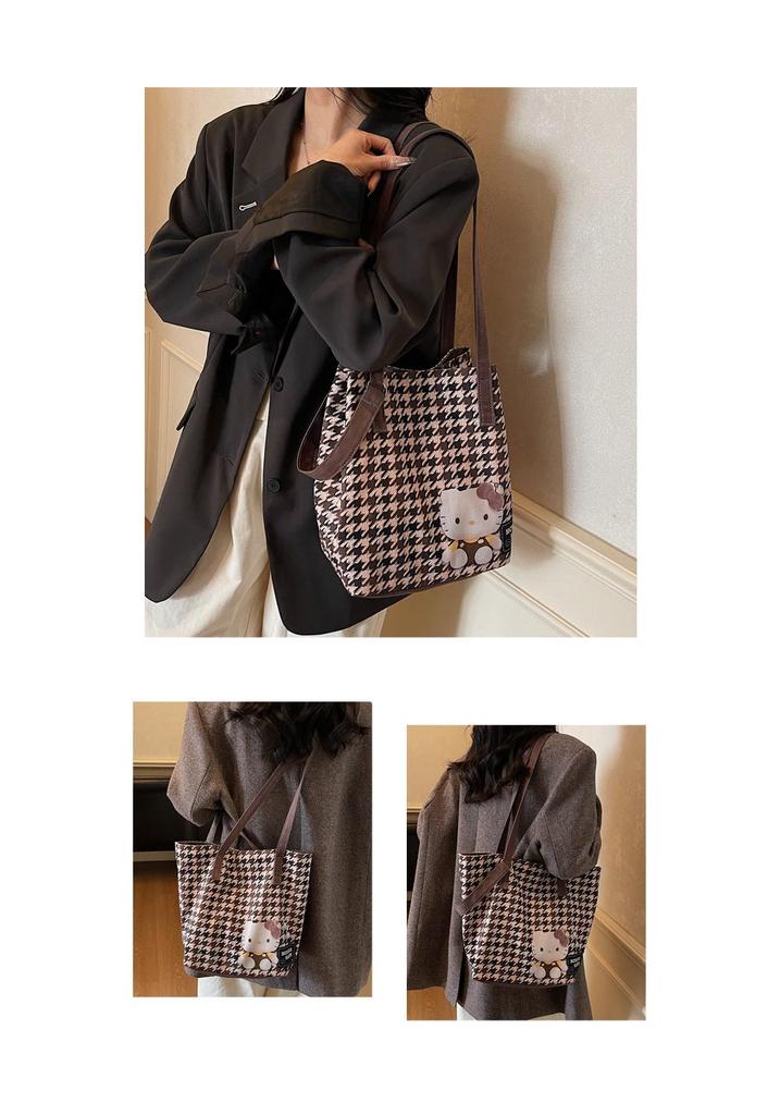 New Style Plaid Tote Bag: Versatile, Large-Capacity, Retro Shoulder Handbag for Women