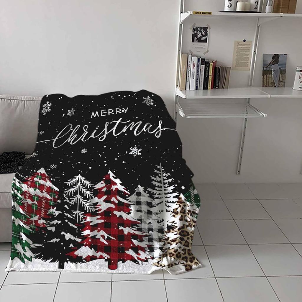 Merry Christmas Trees Blanket Super Soft Flannel Fleece Winter Forest Snowflake Throw Blanket Lightweight Cozy Fuzzy Plush Red