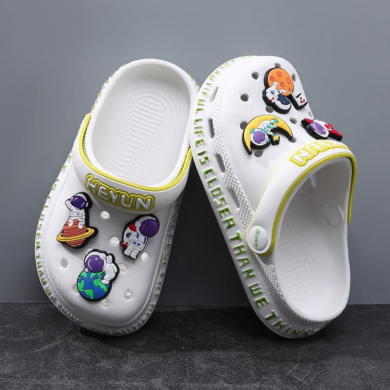 Stylish Kids Summer Hole Shoes With Cartoon Patterns Soft Eva Material For Comfort