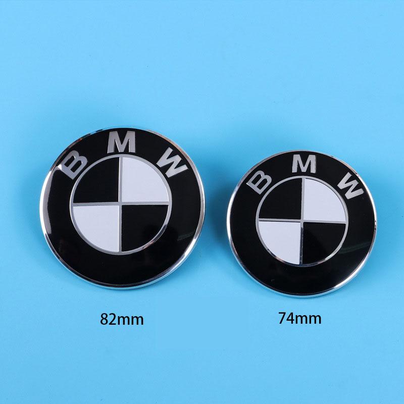 2Pcs 74mm 82mm Car Front Hood Emblem Bonnet Logo Rear Trunk Badge For BMW M E90 E46 F10 F30 E39 E36 E46 F20 G20 G30 X1 X2 X3 X5