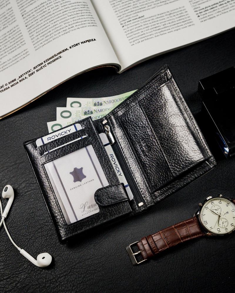 Classic men's vertical wallet made of natural leather with RFID technology - Rovicky