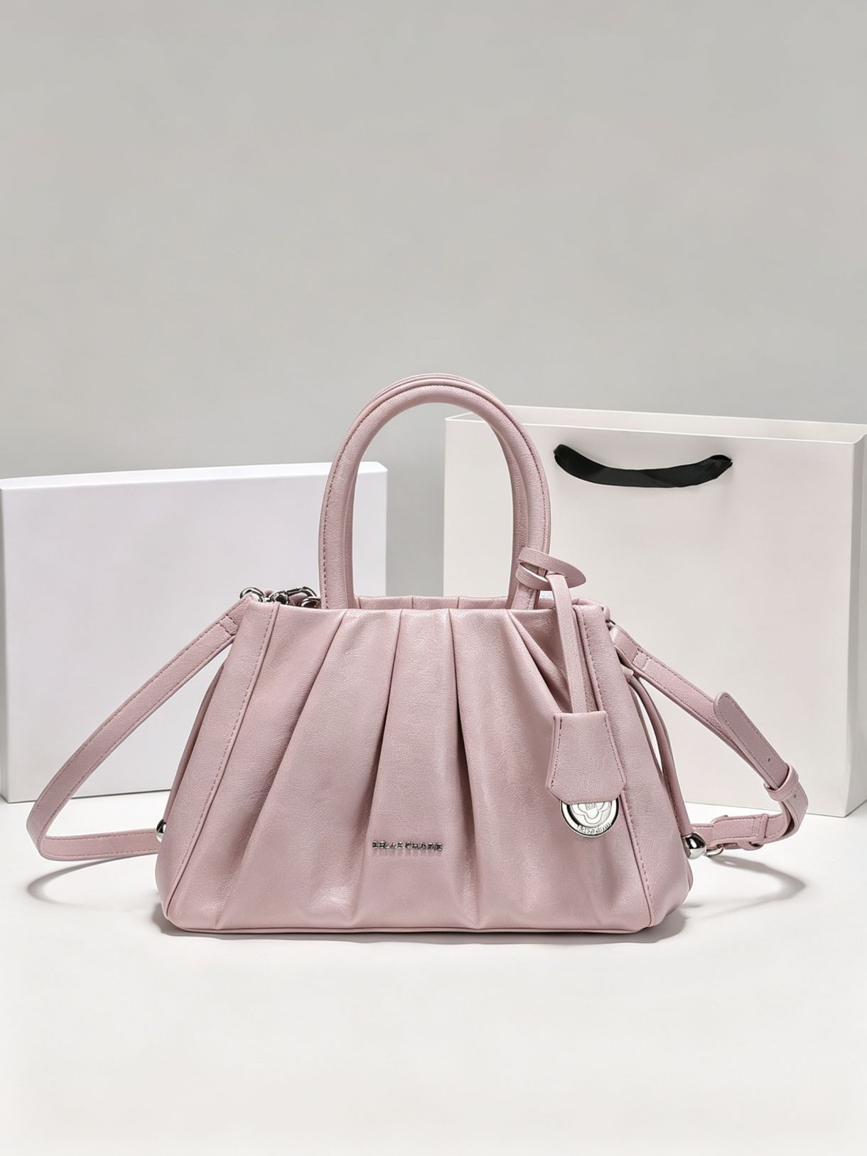 

Высококачественная плиссированная портативная сумка-облако в стиле легкой роскоши, универсальная, для ношения на одном плече или через плечо