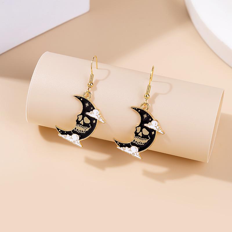 

Gothic Creative Cat Snake Moon Eagle Dark Skull Earrings for Women Fashion Cartoon Animal Earring Hip Hop Rock Halloween Jewelry