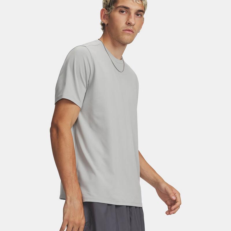 Under Armour Men s Short Sleeve T-Shirt M