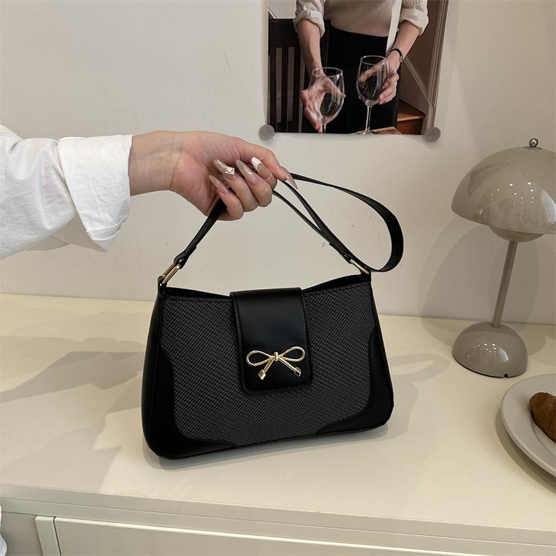 

Бант ретро городской персонализированная сумка подмышку женская универсальная повседневная мода высокий темперамент иностранная сумка через плечо чёрный