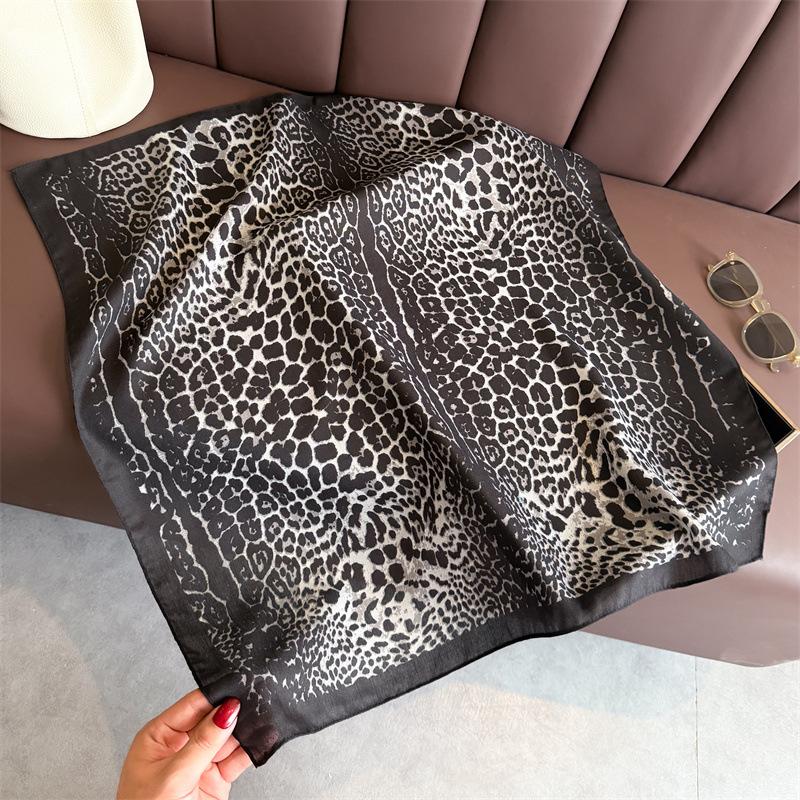 New Cashew Print Female Neck Scarf Cotton Linen Feeling Women Hair Scarves Foulard Head Band Shawls Wraps Neckerchief Bandana