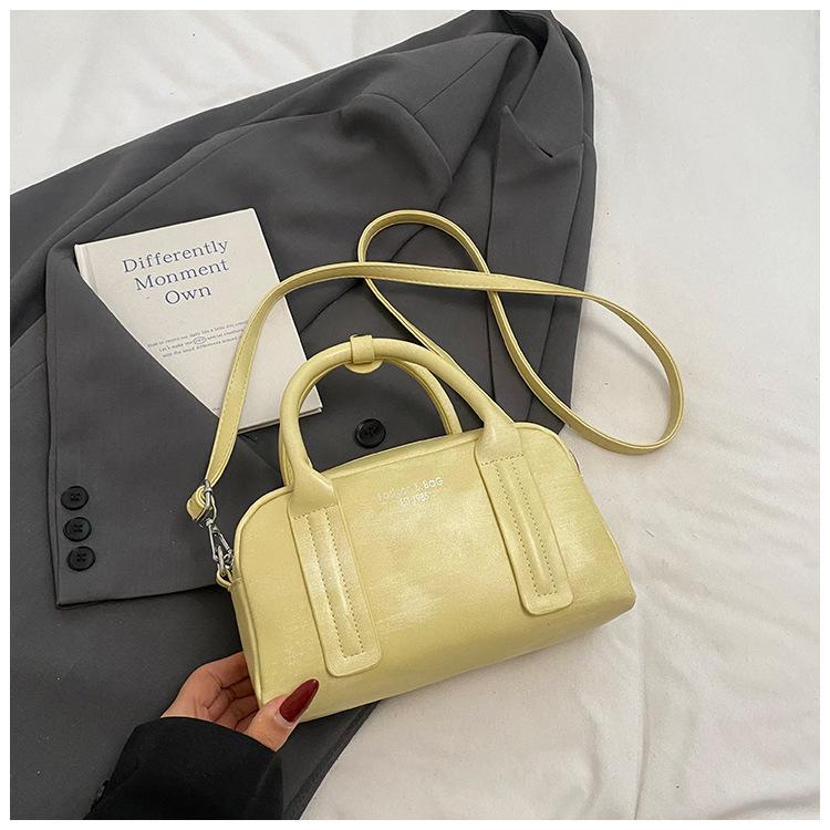 

Handbag Women s New Fashion Versatile Shoulder Crossbody Bag Premium Pillow Bag Women s Bag