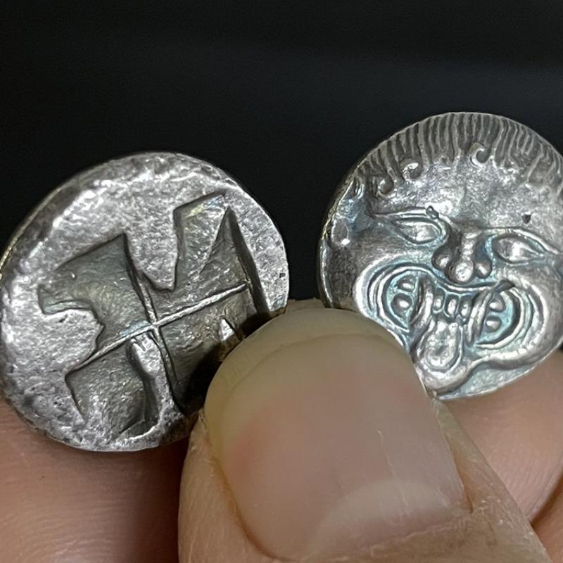 Antike griechische Mythologie Schlangenhaarige Hexe Medusa Metallabzeichen Handwerk Münze Ornament Geschenk Kopie