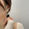 Sweet Golden Floral Pearl Ear Clips For Women No Piercing Needed Elegant Evening Party Fashion Jewelry Accessories