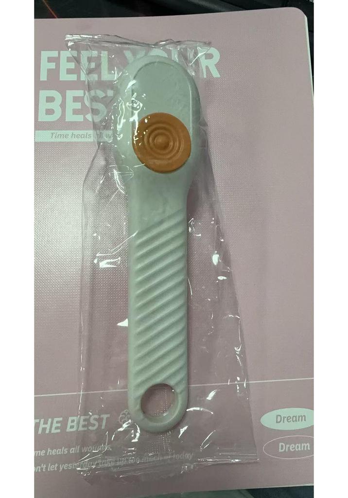 Multifunctional Press Liquid Shoe Brush for Cleaning Shoes and Clothes