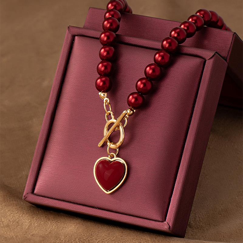 Elegant Heart-Shaped Faux Pearl Necklace for Women - European & American Design